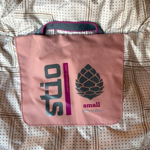 Stio Womens Pink Woodson 650 Fill Goose Down Feather Hooded Puffer Vest size S - Picture 3 of 16